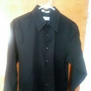 Mens Van Heusen Black Dress Shirt
